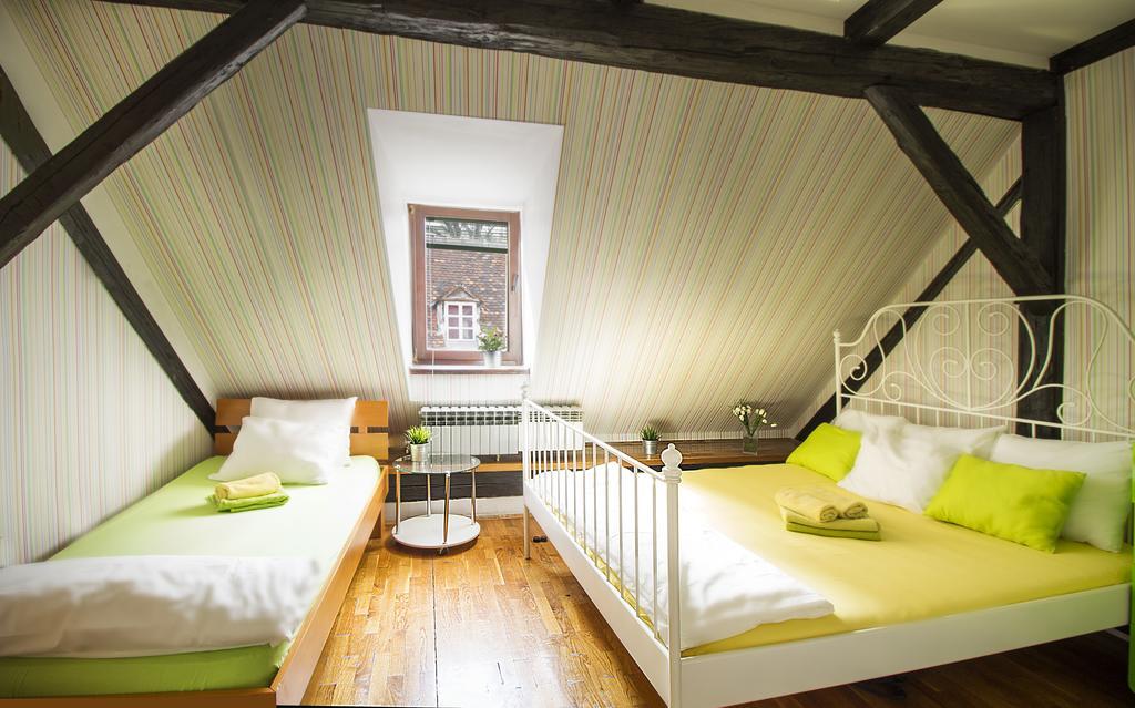 Hostel Centar ซาเกร็บ ภายนอก รูปภาพ